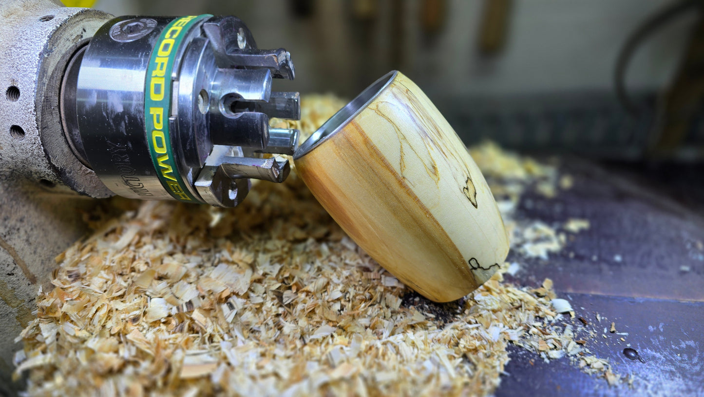 Ročno izdelana skodelica za kavo in čaj iz brezovega lesa – edinstvena lesena skodelica