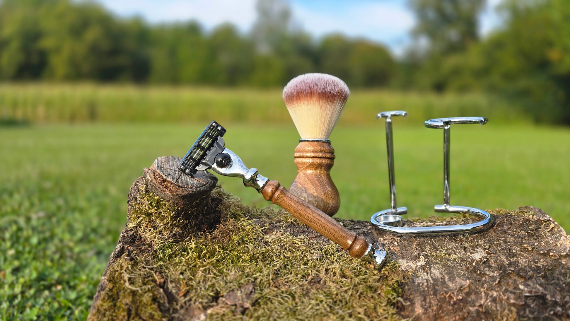 luxury wooden shaving brush and Mach 3 razor handle