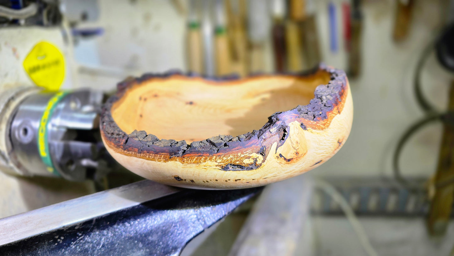 Natural edge oak bowl – handmade fruit or bread bowl with live edge