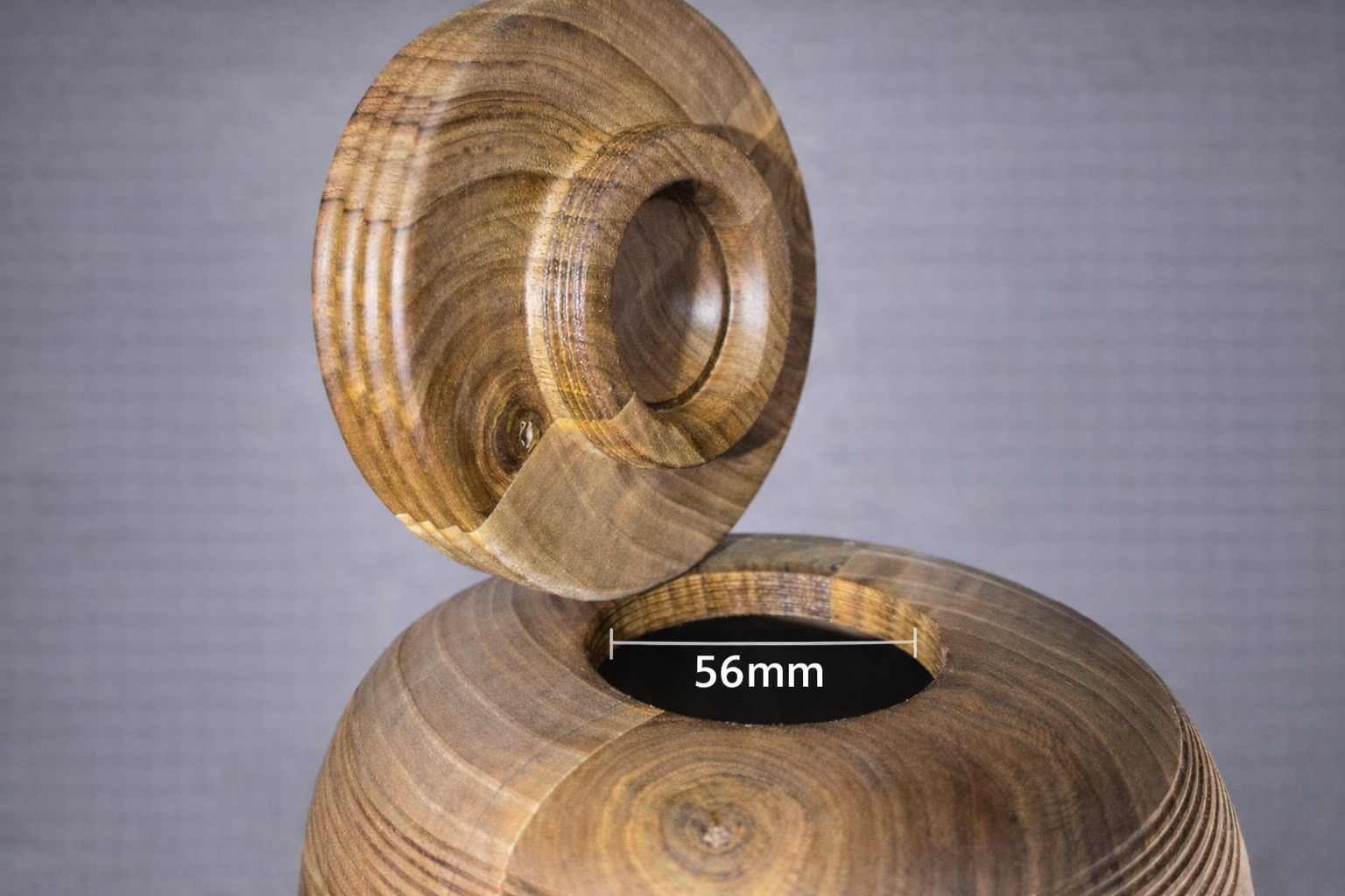 wooden pet urn size medium 960 ml