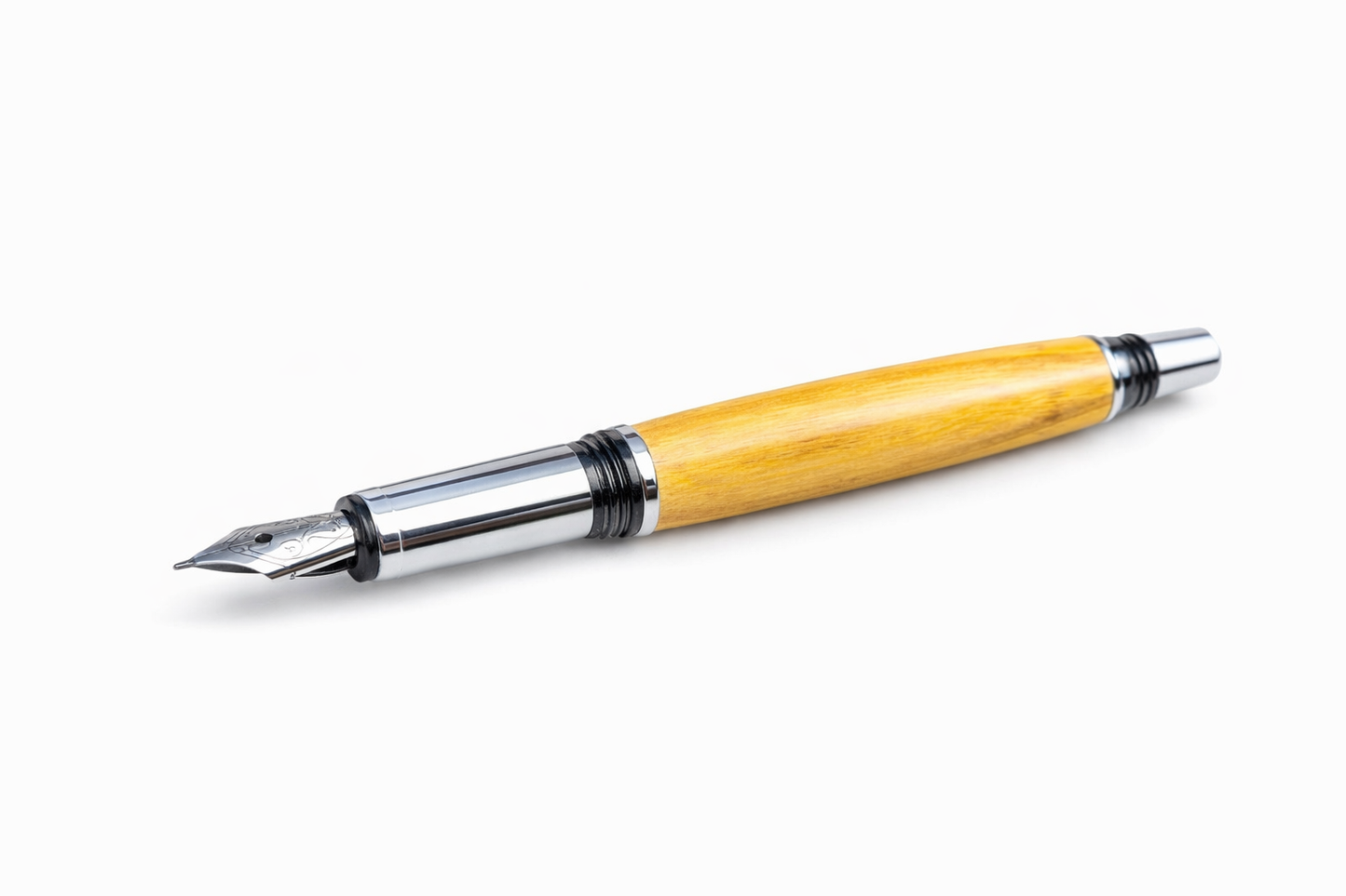 Natural sumac wood luxury fountain pen writing instrument