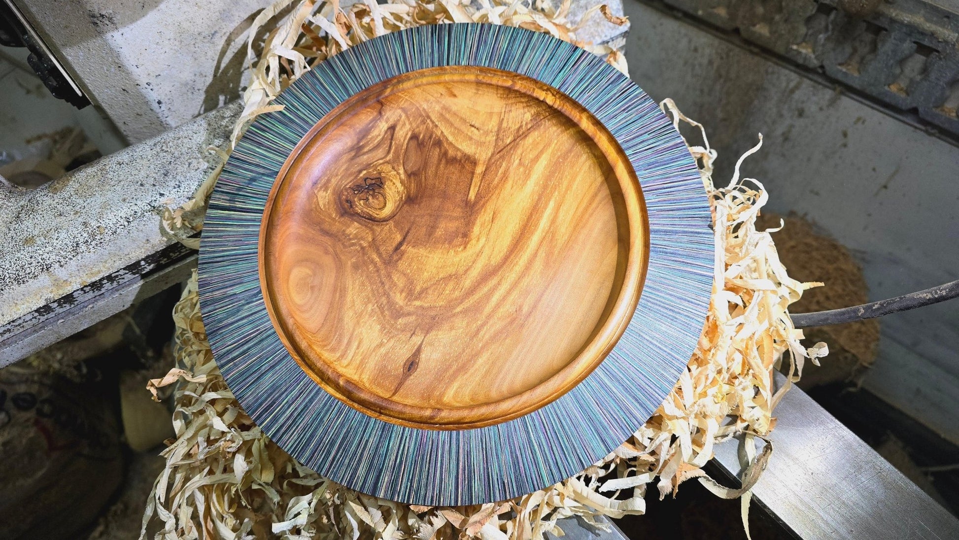 Handcrafted Apple Wood Plate with Vibrant Acrylic Paint – 28cm x 4cm (11 inches x 1.57 inches) | Decorative Plate - PipejaWood