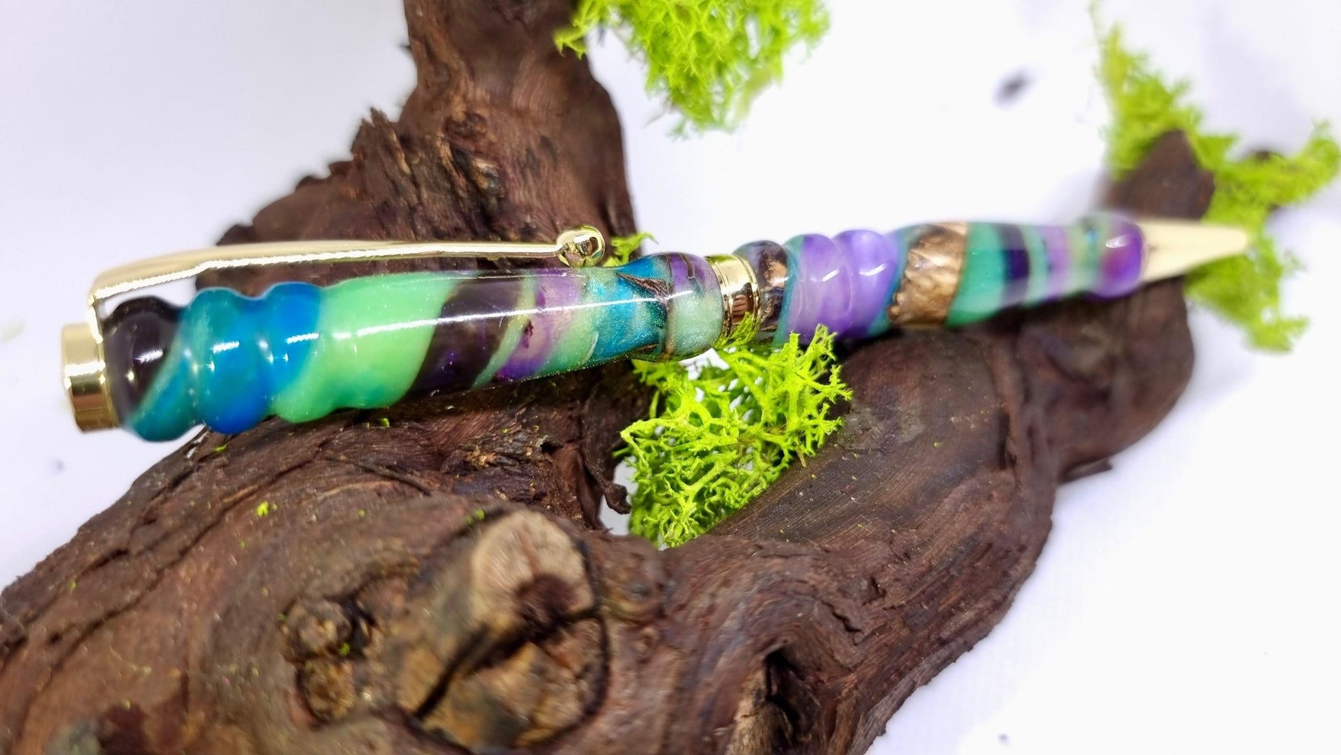 Handmade Epoxy Resin Pen – Custom Luxury Pen with Vibrant Resin Swirls | Unique Writing Instrument - PipejaWood