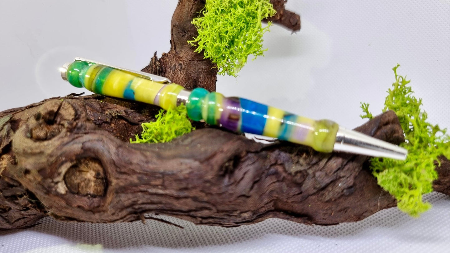 Handmade Epoxy Resin Pen – Custom Luxury Writing Instrument | Unique Ballpoint Pen - PipejaWood