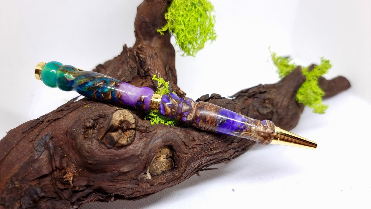 Handmade Epoxy Resin Pen with Real Pinecones – Custom Luxury Ballpoint Pen | Unique Writing Instrument - PipejaWood