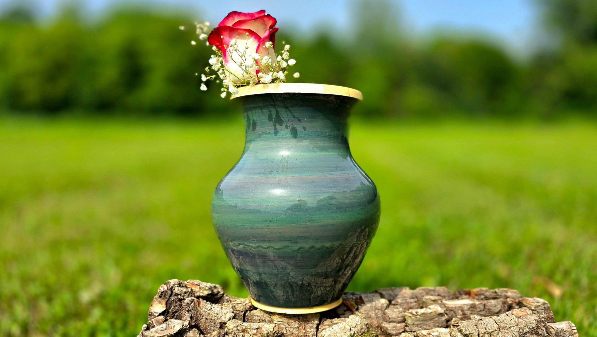 Handmade Maple Wood Vase with Acrylic Paint – Artistic Decorative Piece, 25cm x 17cm (9.8in x 6.7in) - PipejaWood