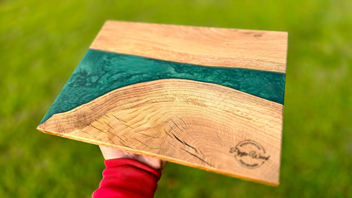 Handmade Oak Wood Serving Board with Green Epoxy Resin – 30cm x 25cm (11.8" x 9.8") | Perfect for Cheese, Charcuterie & Appetizers - PipejaWood