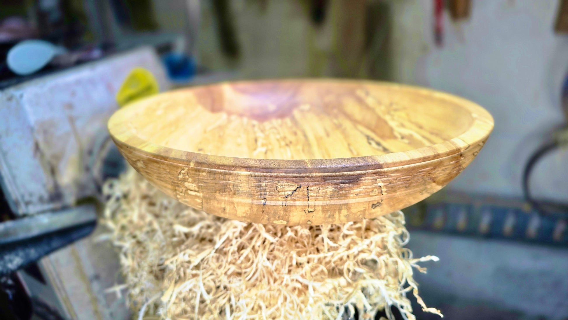 handmade wooden bowl workshop lathe woodturning process