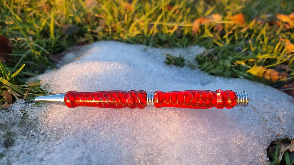 Red Epoxy Resin Pen with Aluminium Honeycomb – Luxury Ballpoint Pen | Custom Writing Instrument - PipejaWood